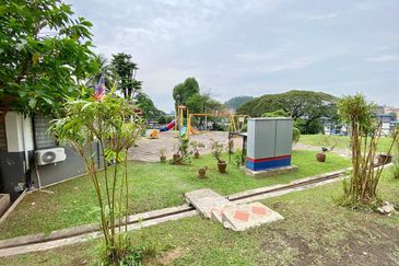 Sri Kinabalu Condominium