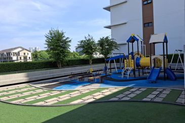 Glomac Centro Serviced Apartments