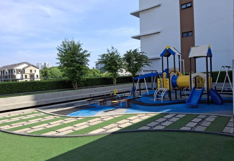 Glomac Centro Serviced Apartments