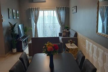 Residensi Zamrud (Zamrud Residensi)