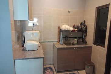 Residensi Zamrud (Zamrud Residensi)