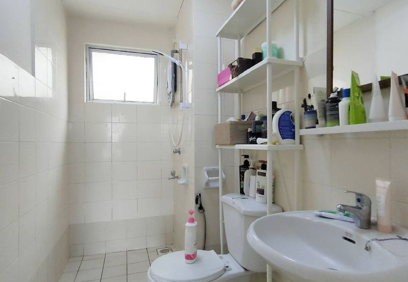 Perdana View Condominium