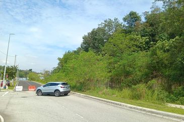 Jalan Bukit Rahman Putra