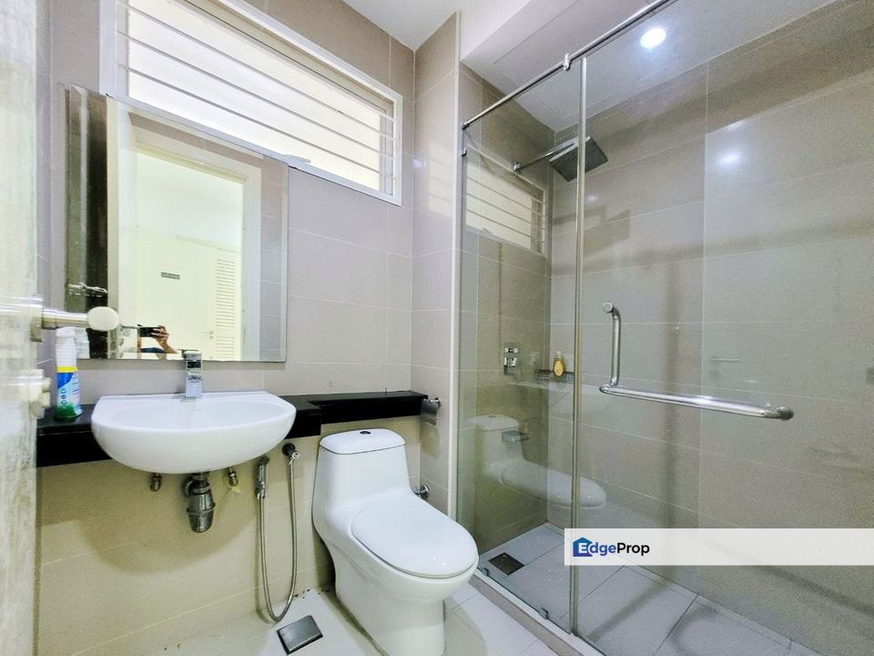 SURIAN RESIDENCES CONDOMINIUM MUTIARA DAMANSARA, Selangor, Mutiara Damansara