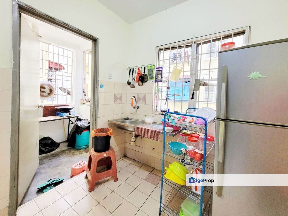 SALVIA APARTMENT SEKSYEN 11  KOTA DAMANSARA, Selangor, Kota Damansara