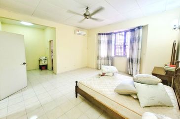 Seksyen 11, Kota Damansara