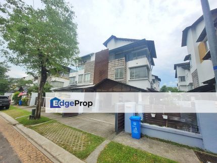 3 Storey Semi Detached Laman Seri, Seksyen 13, Shah Alam., Selangor, Shah Alam