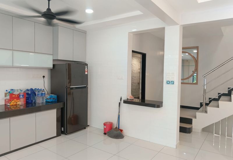 MERU VALLEY RESORT (GOLFVIEW TERRACE)