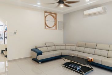 MERU VALLEY RESORT (GOLFVIEW TERRACE)