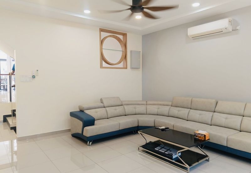 MERU VALLEY RESORT (GOLFVIEW TERRACE)