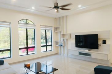 MERU VALLEY RESORT (GOLFVIEW TERRACE)