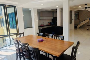 MERU VALLEY RESORT (GOLFVIEW TERRACE)