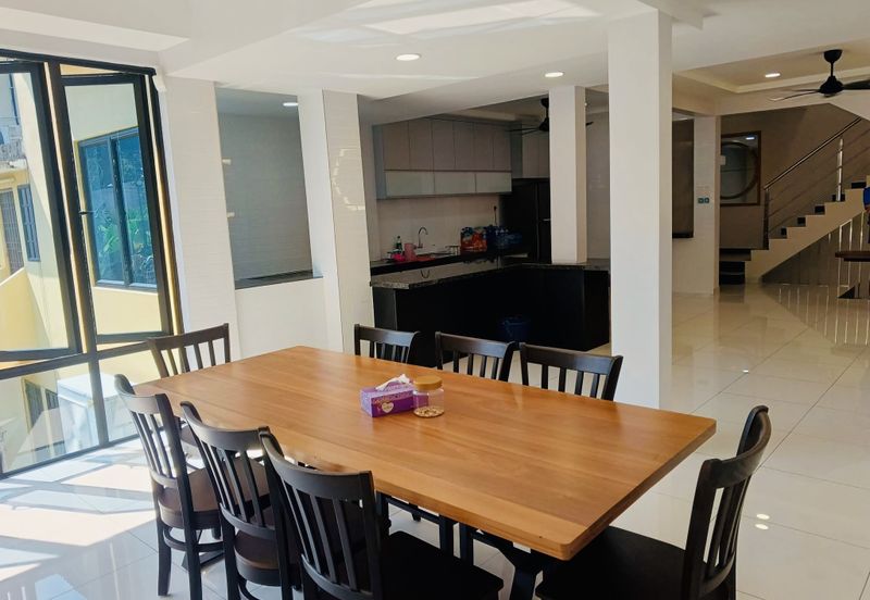 MERU VALLEY RESORT (GOLFVIEW TERRACE)