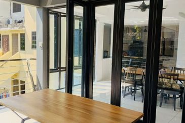 MERU VALLEY RESORT (GOLFVIEW TERRACE)