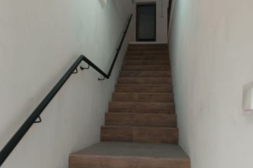 Jalan Pasir Puteh, Station 18