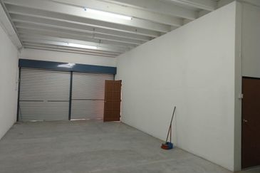 Jalan Pasir Puteh, Station 18