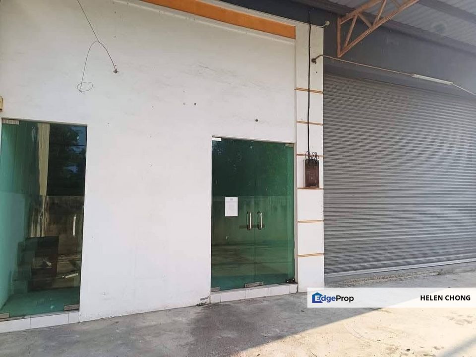 1.5  Storey Semi D Factory At Pengkalan Ipoh For Rent, Perak, Ipoh