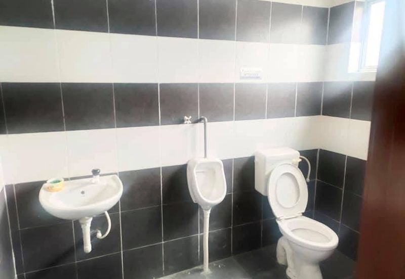 Double Storey & Basement Shop Lot At Ipoh Gebang Rapat For Sale