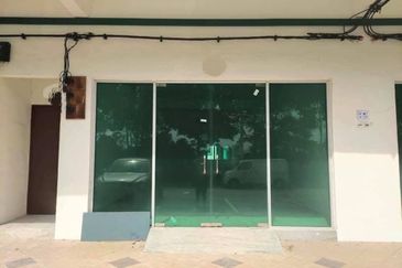 Double Storey & Basement Shop Lot At Ipoh Gebang Rapat For Sale