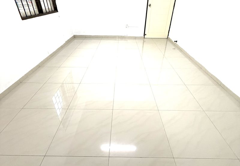 Jalan Sultan Iskandar (Jalan Hugh Low)