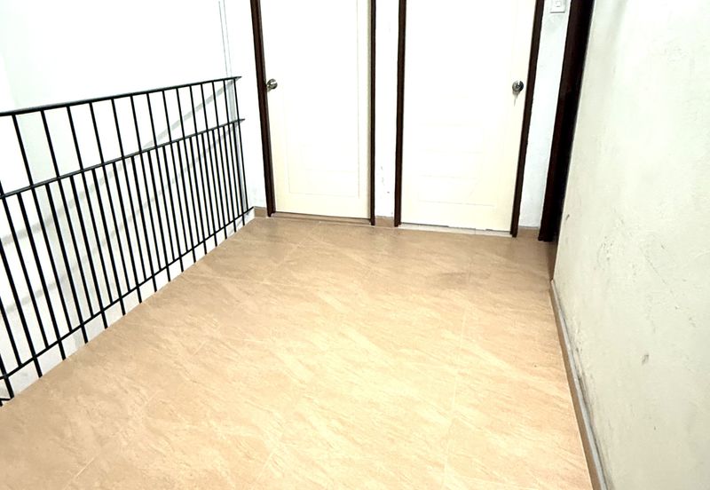 Jalan Sultan Iskandar (Jalan Hugh Low)