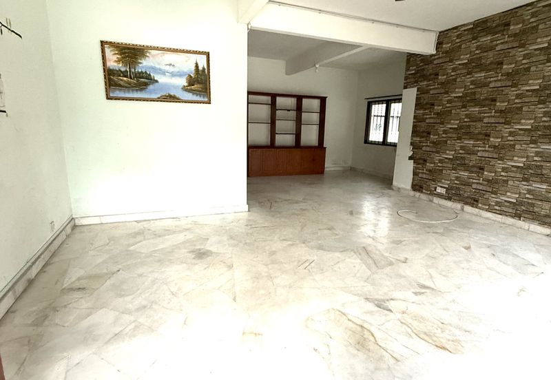 Jalan Sultan Iskandar (Jalan Hugh Low)