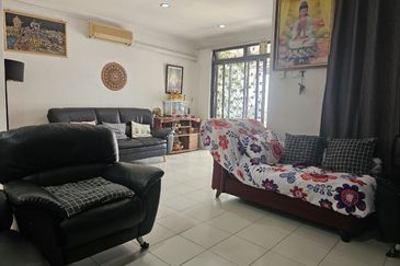 Jalan Mutiara Emas 3/20