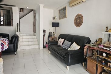 Jalan Mutiara Emas 3/20