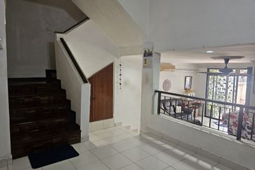 Jalan Mutiara Emas 3/20