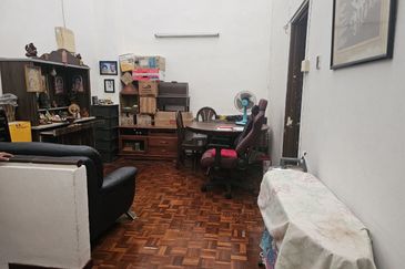 Jalan Mutiara Emas 3/20