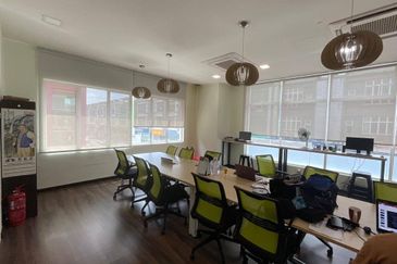 Pusat Perdagangan Danga Utama