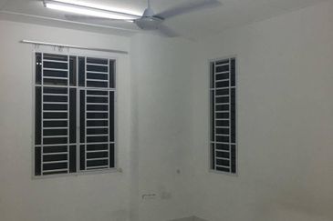 Jalan Perjiranan 11/1