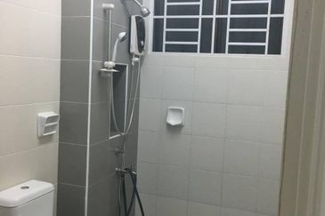 Jalan Perjiranan 11/1