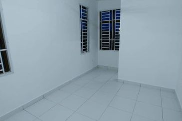 Jalan Perjiranan 11/1