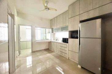 Jalan Perjiranan 11/1