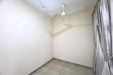 Jalan Perjiranan 11/1