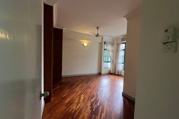 The Straits View, Bandar Baru Permas Jaya