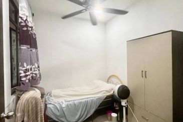 Jalan Perjiranan 11/1