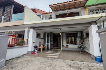 Jalan Perjiranan 11/1