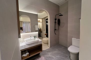 Summer Suites, Tanjung Puteri