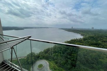 Puteri Cove Residences