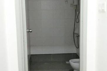 Seasons Luxury Apartments @ Amara Larkin