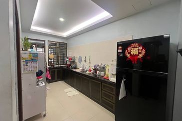 Perjiranan 10, Bandar Dato Onn