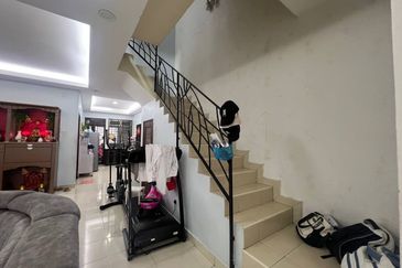 Perjiranan 10, Bandar Dato Onn