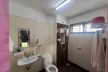 Perjiranan 10, Bandar Dato Onn