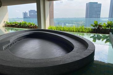 Puteri Cove Residences