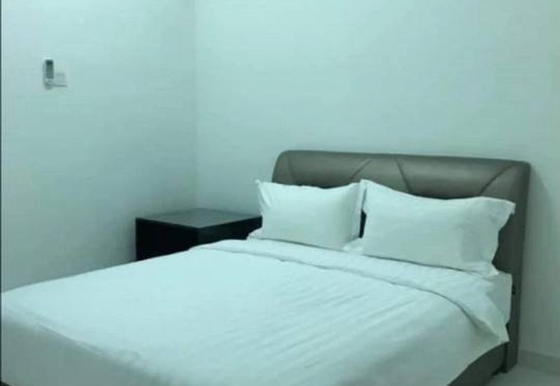 Akademik Suite @ Mount Austin