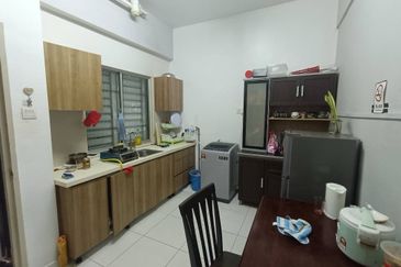 Akademik Suite @ Mount Austin