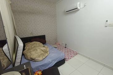 Akademik Suite @ Mount Austin