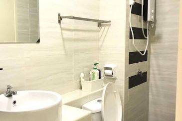 D'Summit Residences @ Kempas Utama